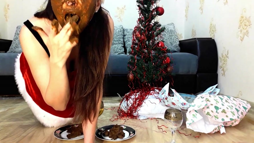 Christmas dinner - Sex With ScatLina (2020) [FullHD 1920x1080 / MPEG-4]
