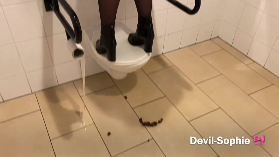 Fastfood piglets really messed up the fastfood toilet shit - Sex With Devil Sophie (2022) [UltraHD/4K 3840x2160 / MPEG-4]