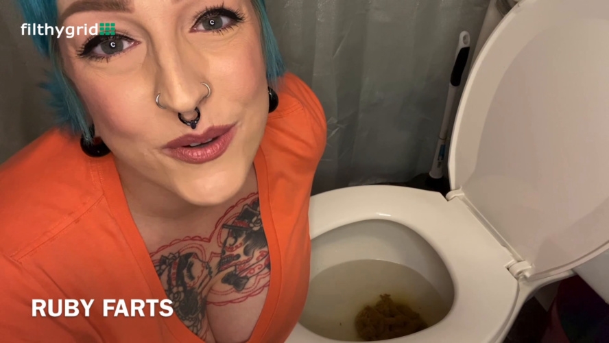 Ruby Fills up a Toilet and Drains You (2025) [FullHD  / MPEG-4]