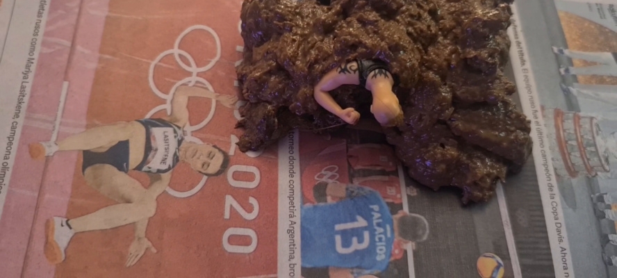 Xiomara Fox Fetish Queen – Giantess scat 1 (with a tiny men toy) (2025) [SD  / MPEG-4]
