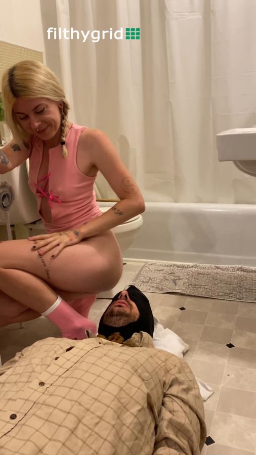 Human Toilet Kandy Gets A Portion Of Fresh Shit From Its Mistress with Princess Kazer P1 (2025) [2K  / MPEG-4]