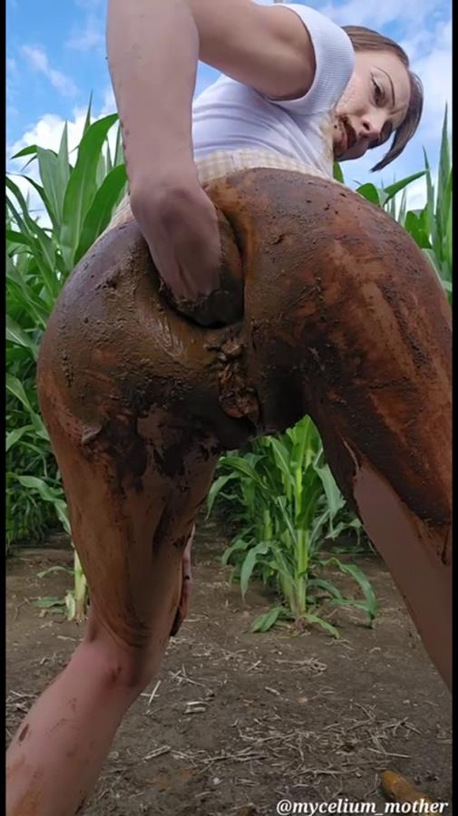 The A-maize-ing Mycelium mother - Sex With Mycelium Mother (2025) [SD  / MPEG-4]